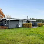 Nyaraló Charming Older, Partially Renovated House In Scenic Nature At Lyngsbaek *
