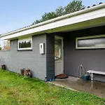 Nyaraló Charming Older, Partially Renovated House In Scenic Nature At Lyngsbaek *