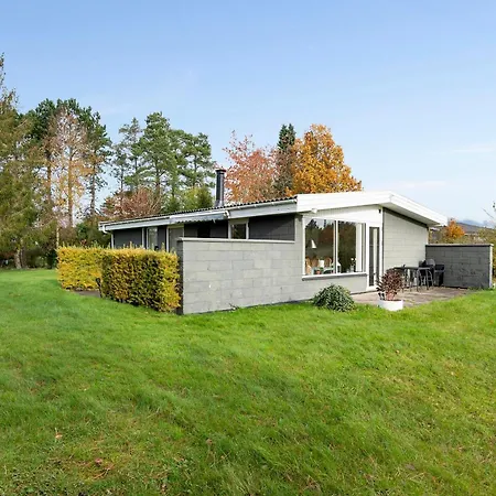 Дом отдыха Charming Older, Partially Renovated House In Scenic Nature At Lyngsbaek